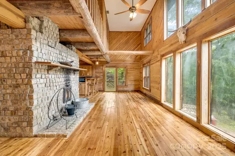 465 Youngs Gap Rd, Fletcher, NC 28732