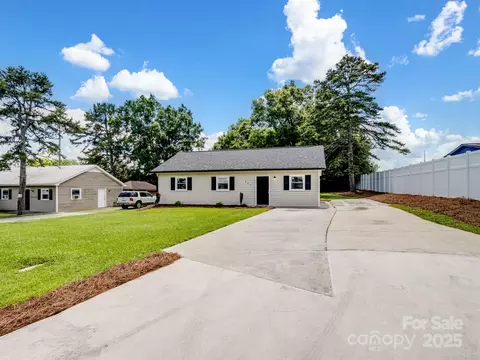 Exterior - 405 Jones Street St, Monroe, NC 28110 photo 5 of 5