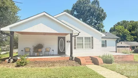 210 W Church St, Cherryville, NC 28021