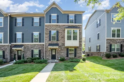 4436 Carteret St, Charlotte, NC 28205