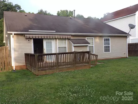Exterior - 569 River View Dr, Lowell, NC 28098 photo 5 of 6