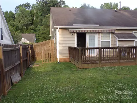 Exterior - 569 River View Dr, Lowell, NC 28098 photo 3 of 6