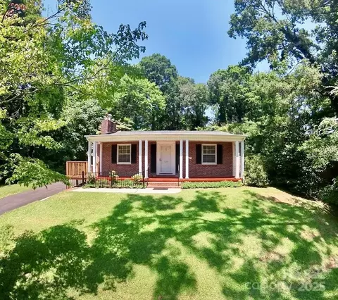 121 Woodland Dr, Chester, SC 29706