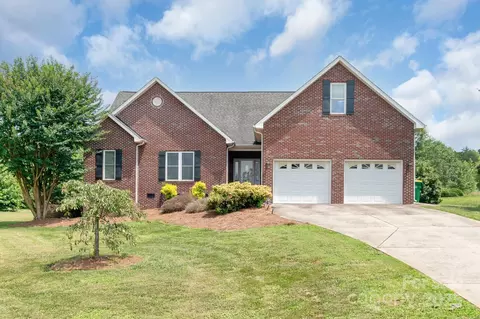 773 Hathcock Glen Dr, Oakboro, NC 28129