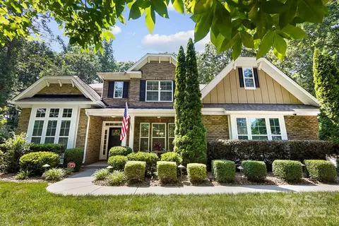 7327 Snowbird Ct, Mint Hill, NC 28227