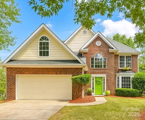 9029 Torrence Crossing Dr, Huntersville, NC 28078