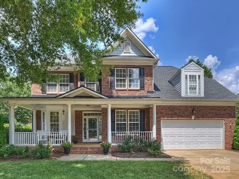 901 Deercross Ln, Waxhaw, NC 28173
