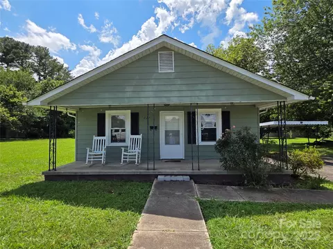 227 Nassau Pl, Mount Holly, NC 28120