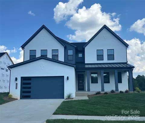 14004 Roosevelt Grove Dr, Huntersville, NC 28078