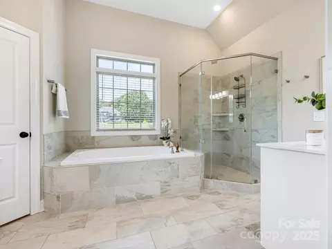 Bath - 1011 Duntov Dr, Monroe, NC 28110 photo 2 of 6