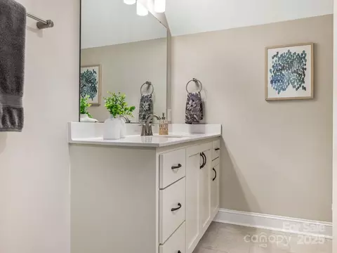Bath - 1011 Duntov Dr, Monroe, NC 28110 photo 5 of 6