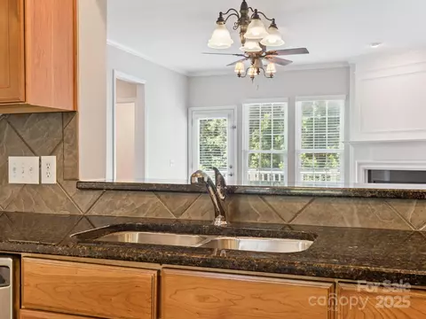 Kitchen - 570 Sixth Baxter Xing, Fort Mill, SC 29708 photo 2 of 3