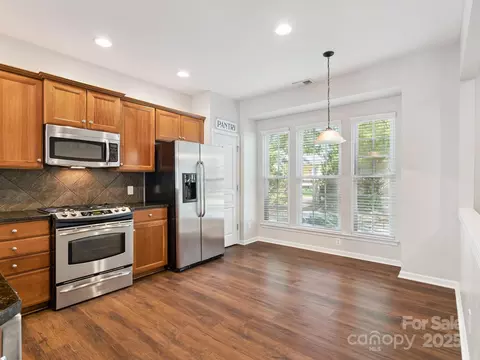 Kitchen - 570 Sixth Baxter Xing, Fort Mill, SC 29708 photo 3 of 3