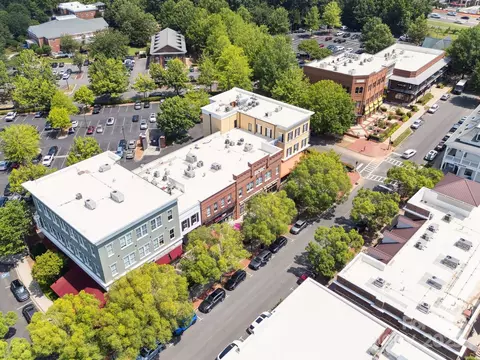View/Area - 570 Sixth Baxter Xing, Fort Mill, SC 29708 photo 6 of 8