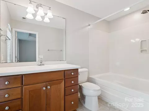 Bath - 570 Sixth Baxter Xing, Fort Mill, SC 29708 photo 1 of 3