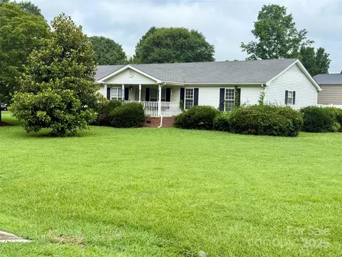 5816 Scotland Yard Rd, Rock Hill, SC 29732