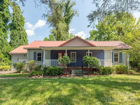 304 Old Haw Creek Rd, Asheville, NC 28805