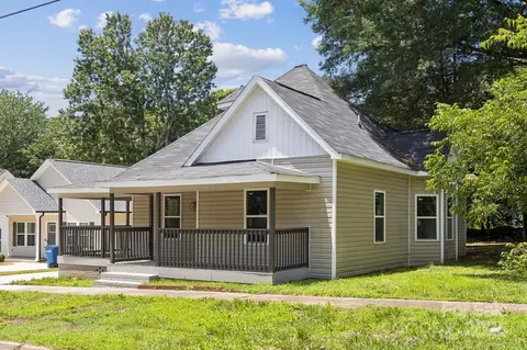 1108 4th St, Statesville, NC 28677