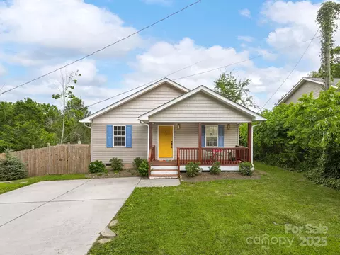 23 Townview Dr, Asheville, NC 28806