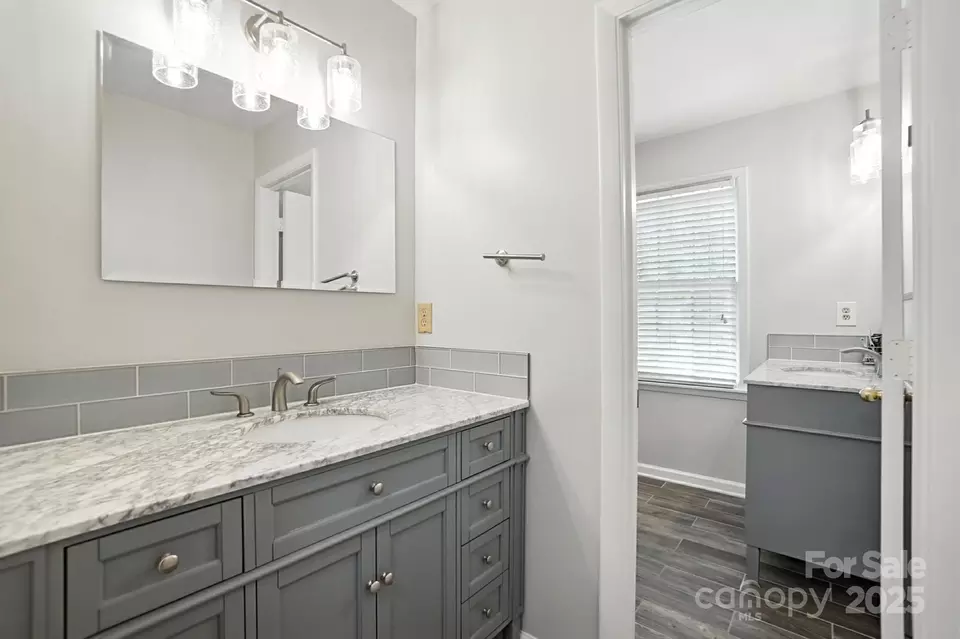 Bath - 9535 Hinson Dr, Matthews, NC 28105 photo 3 of 4