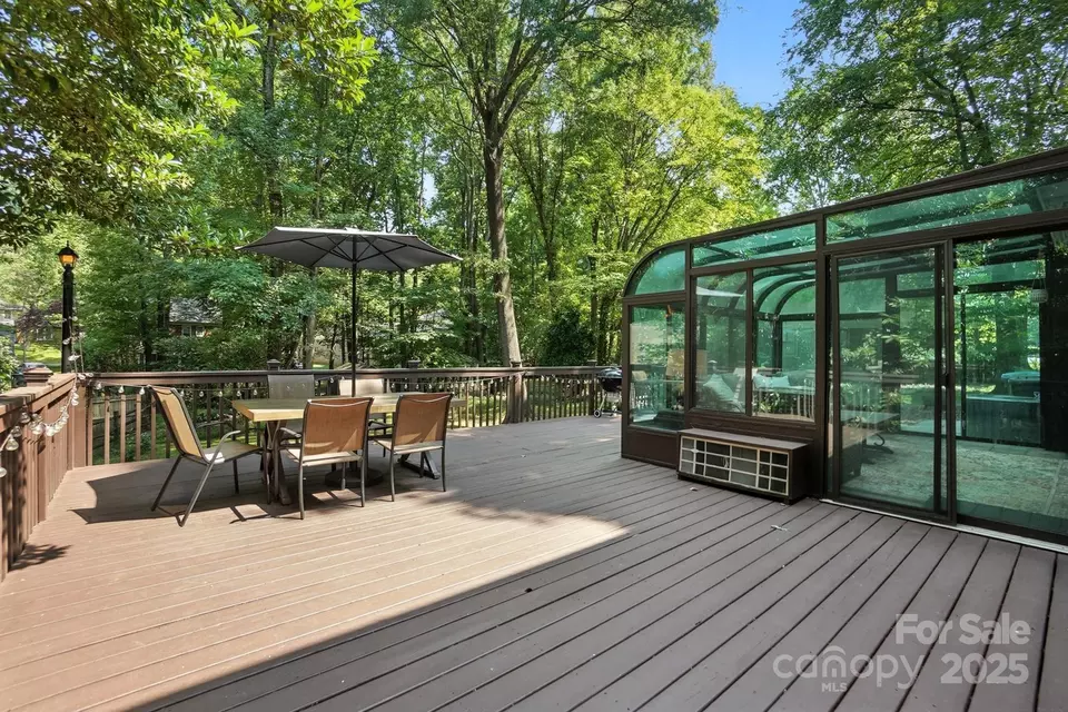 Exterior - 9535 Hinson Dr, Matthews, NC 28105 photo 6 of 9