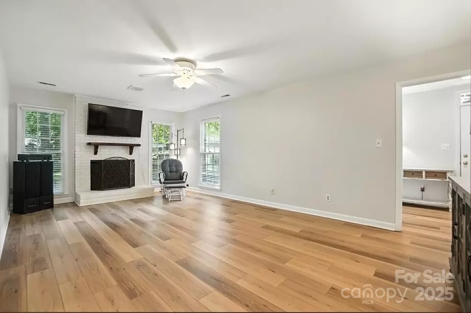 Living - 9535 Hinson Dr, Matthews, NC 28105 photo 4 of 5