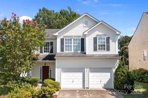 10825 Traders Ct, Davidson, NC 28036