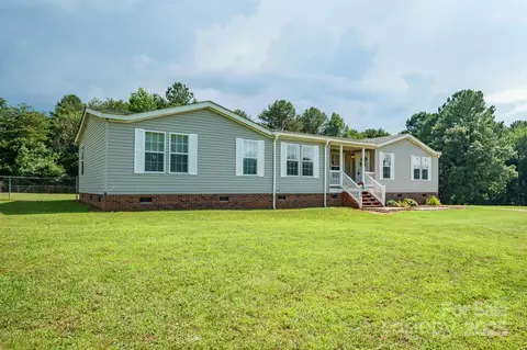 6785 Knotty Wood Ln, Vale, NC 28168