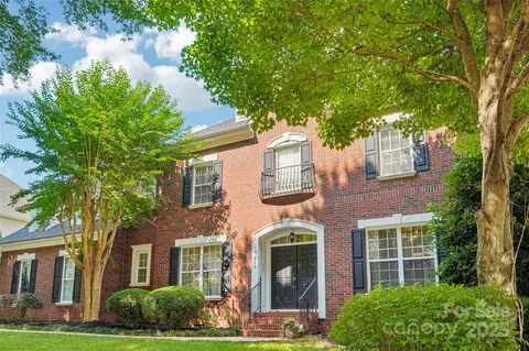 15620 Glen Miro Dr, Huntersville, NC 28078