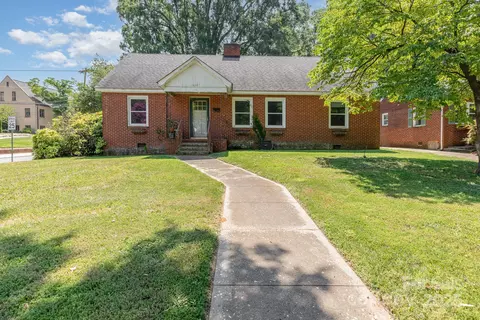 1701 Dilworth E Rd E, Charlotte, NC 28203