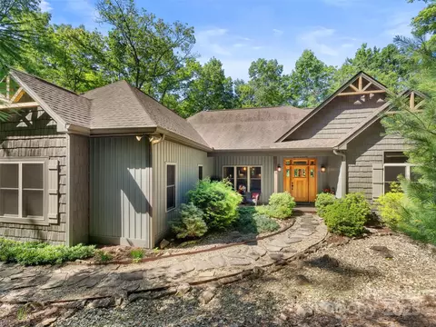 3094 Connestee Trl, Brevard, NC 28712