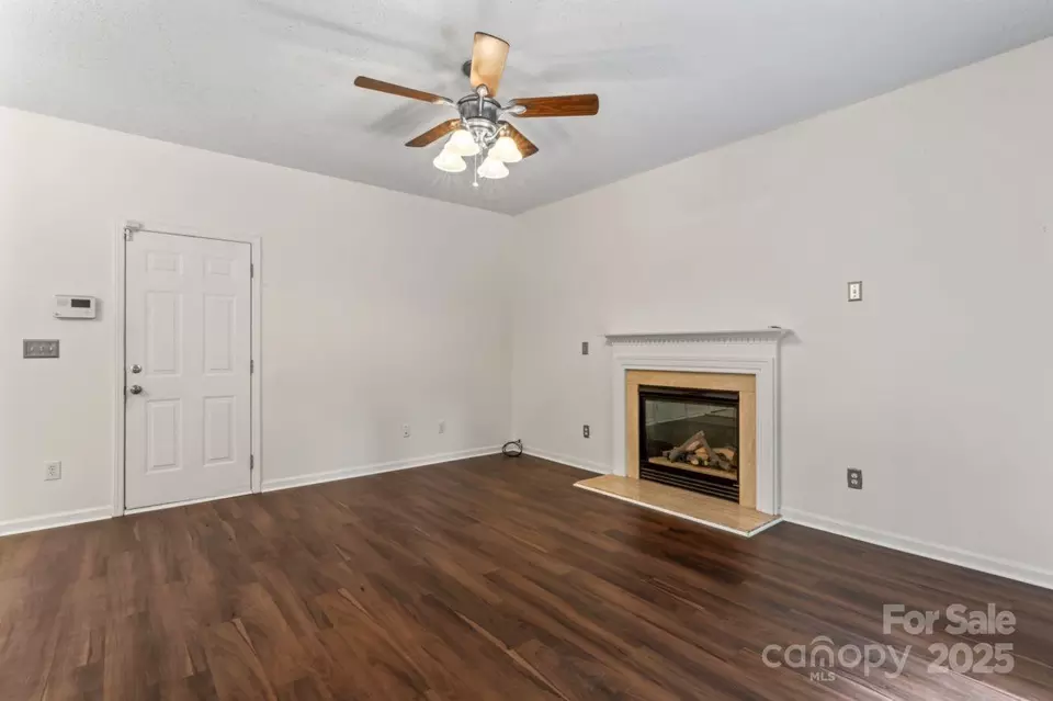 Living - 9830 Dauphine Dr, Charlotte, NC 28216 photo 3 of 9