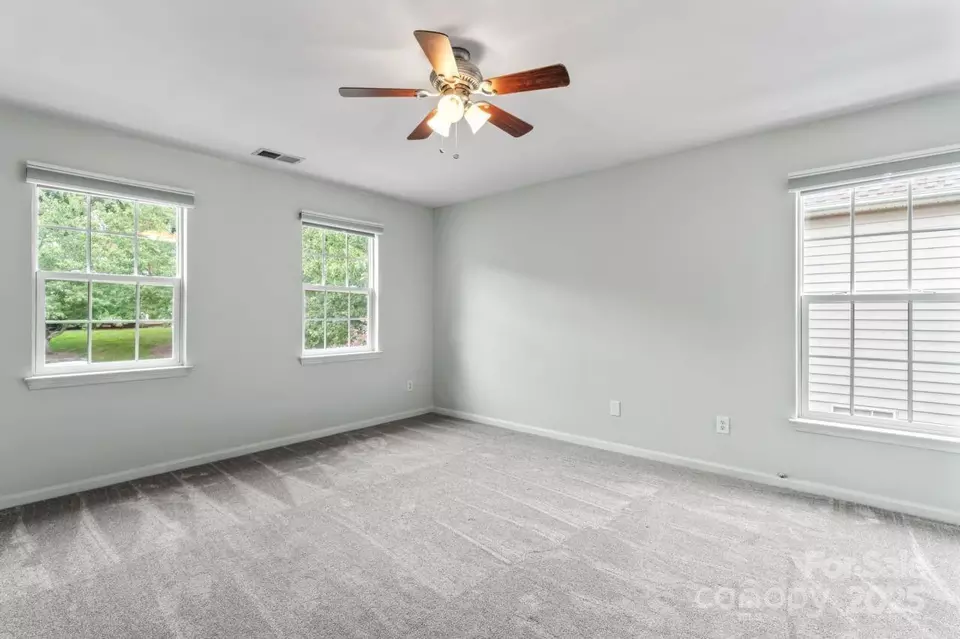 Bedroom - 9830 Dauphine Dr, Charlotte, NC 28216 photo 1 of 8