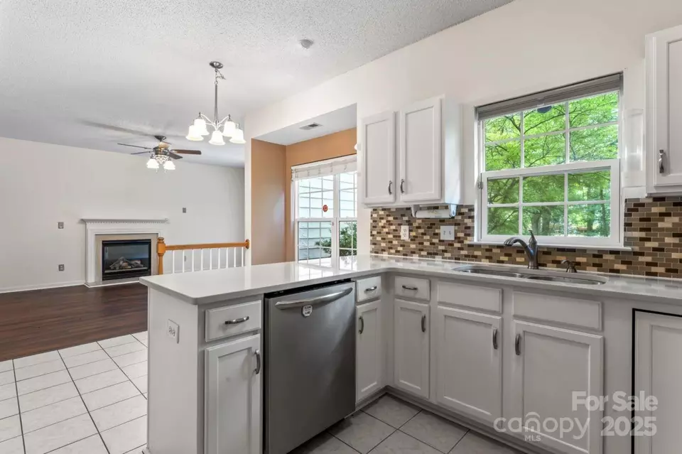 Kitchen - 9830 Dauphine Dr, Charlotte, NC 28216 photo 2 of 4