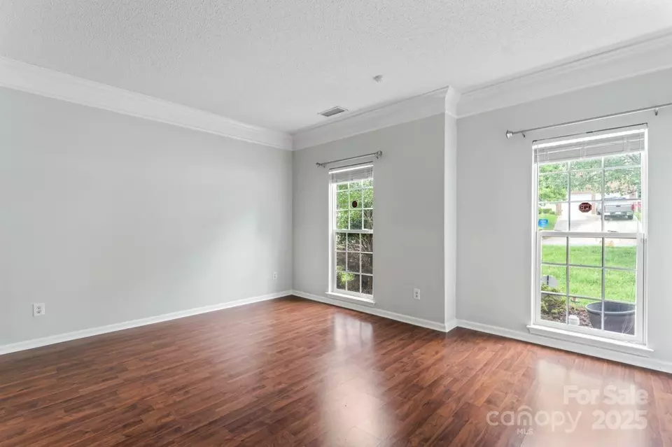 Living - 9830 Dauphine Dr, Charlotte, NC 28216 photo 7 of 9