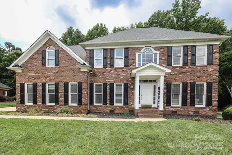 3015 Rochester Ct, Monroe, NC 28110