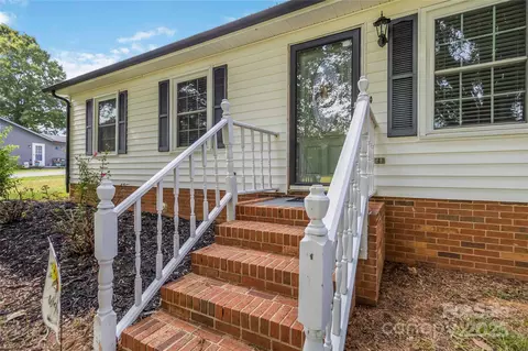 5815 Griffith Rd, Monroe, NC 28112 photo 2