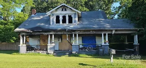619 N Main St, Landis, NC 28088