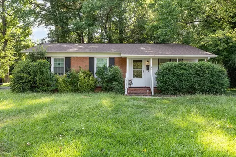 831 Bilmark Ave, Charlotte, NC 28213