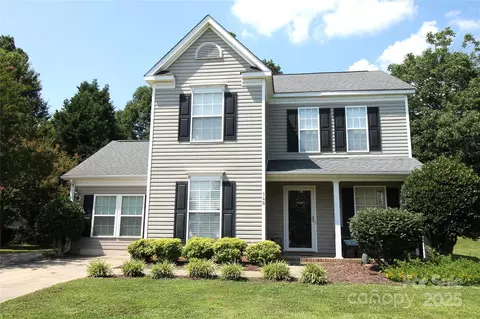 148 W Walnut Ave, Mount Holly, NC 28120