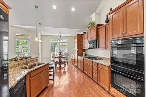 1036 Foreman Ct, Denver, NC 28037 photo 5