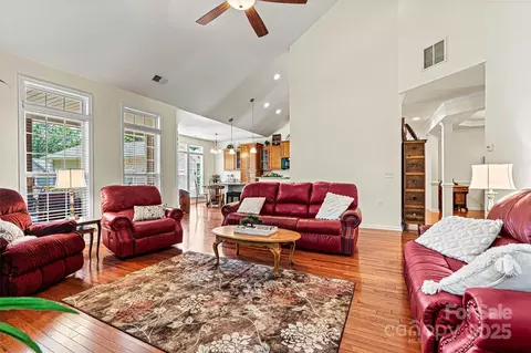 1036 Foreman Ct, Denver, NC 28037 photo 4
