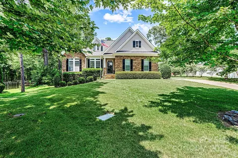 1036 Foreman Ct, Denver, NC 28037