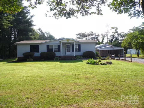 1475 Ferguson Dr, Clemmons, NC 27012