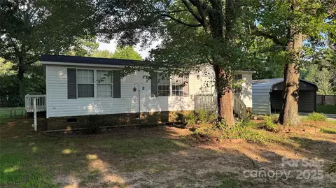 3264 Ledford Rd, Vale, NC 28168