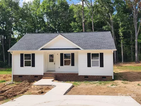 154 Hinton St, Chester, SC 29706