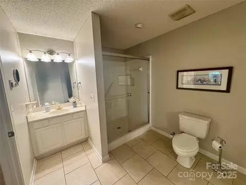 Bath - 21120 Cold Spring Ln, Cornelius, NC 28031 photo 1 of 4
