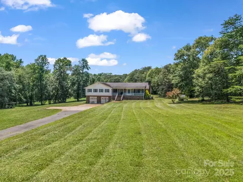 281 N Quail Run, Forest City, NC 28043