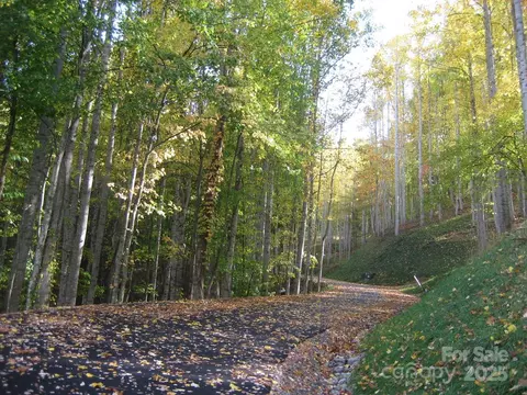 10 Katua 10 Trl #10, Maggie Valley, NC 28751