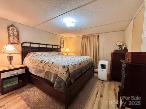 1890 Bud Tilley Rd, Pinnacle, NC 27043 photo 5